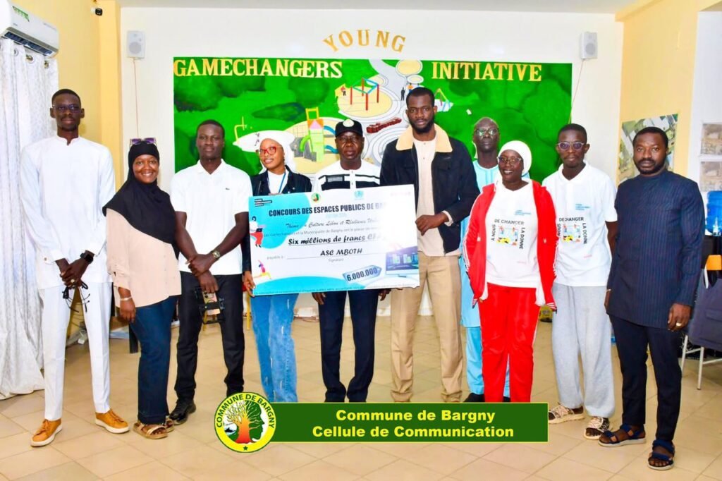 Lire la suite à propos de l’article Cadre de vie : l’ASC Mboth gagne le concours d&rsquo;aménagement d&rsquo;espaces publics à Bargny.