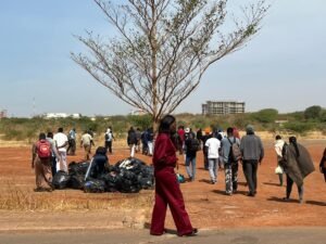 Lire la suite à propos de l’article Diamniadio : les grévistes de l’hôtel Radisson expulsés de façon « forcée et brutale », selon le FRAPP