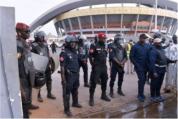 Lire la suite à propos de l’article Sécurité des combats de lutte : le Gouverneur de Dakar convoque une réunion de concertation ce mercredi.
