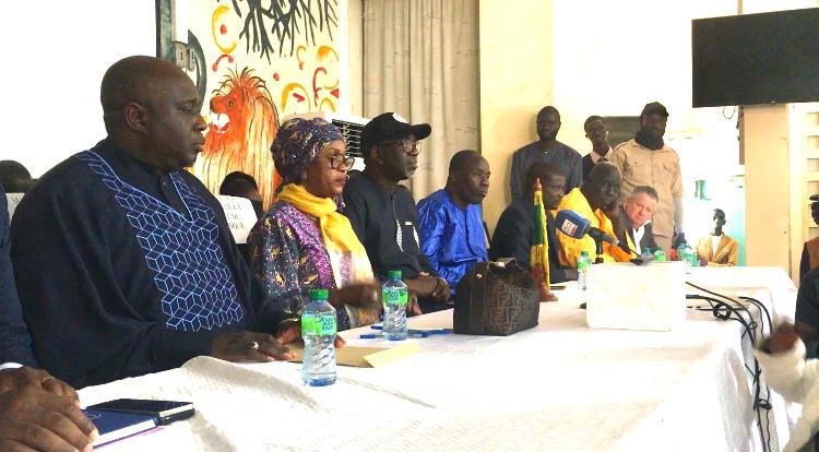 Lire la suite à propos de l’article Rufisque Ouest : La révolution de la formation professionnelle est lancée ! 1000 jeunes à l’assaut de l’avenir.