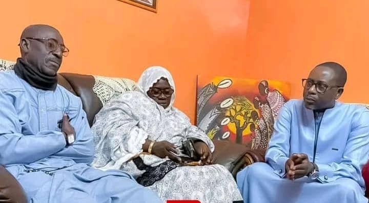 Décès d’Adja Khar Mbaye : la RTS présente ses condoléances à la famille de la légende de la musique sénégalaise.