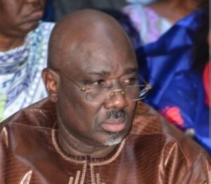 Lire la suite à propos de l’article Affaire des appels téléphoniques en prison : Farba Ngom déféré au parquet ce matin