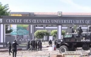 Lire la suite à propos de l’article UCAD : le climat social se détériore à nouveau