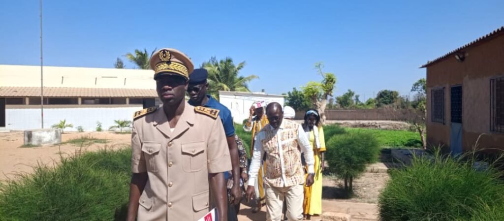 Lire la suite à propos de l’article Rufisque : Le Préfet Maguatte Diouck au chevet des enfants vulnérables