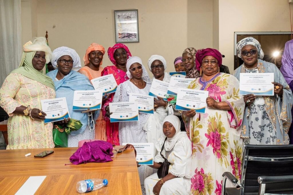 Lire la suite à propos de l’article Cérémonie de clôture du projet FORMAT’ELLES IMPACT à Sangalkam : 150 femmes formées pour booster leur autonomie économique